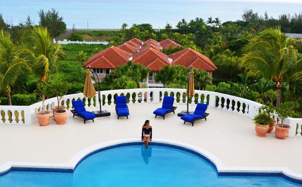 Ocean West Boutique Hotel Nassau Exteriör bild
